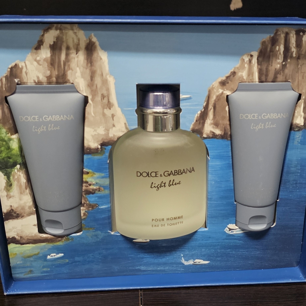 Dolce & Gabbana Light Blue Eau de Toilette Set - Gray